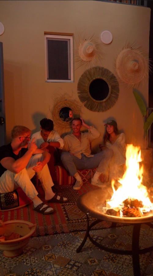 Hostel Playa Del Sol Surf House Tamraght Exterior foto